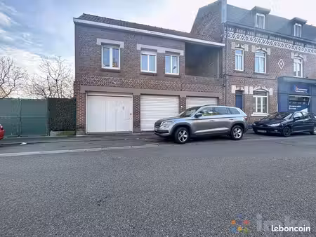 studio 1 pièce 44 m²