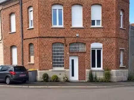immeuble 6 piéces 135 m²