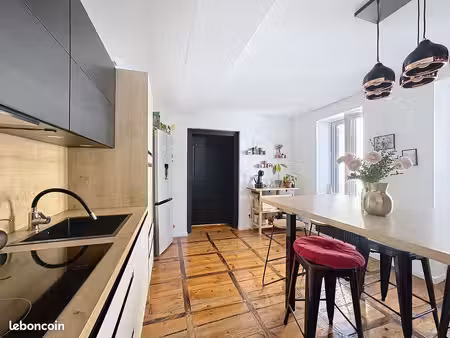 maison de ville avec appartement au rdc  5 chambres  dpe c