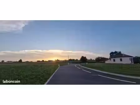 terrain de 1000 m2
