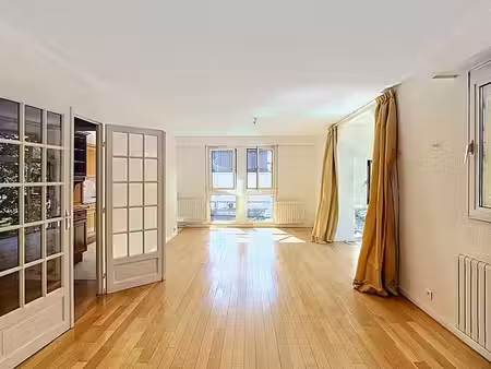 appartement lumineux 3 pièces 87 25 m² avec garage et ascenseur – béthune centre-ville
