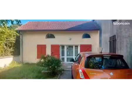 maison t2 jardin