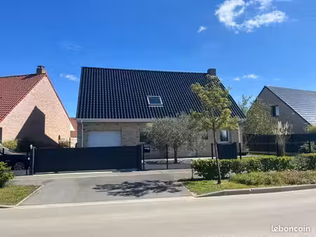 maison  lumineuse et familiale