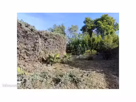 vends terrain constructible 297 m2