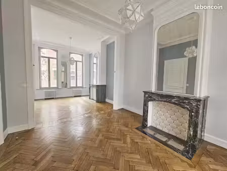maison 10 pièces 260 m²