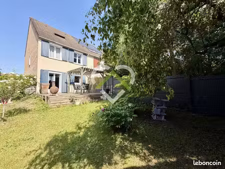 maison 6 pièces 130 m²