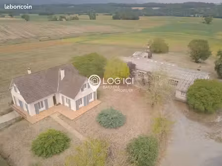 propriété 5 pièces 159 m²