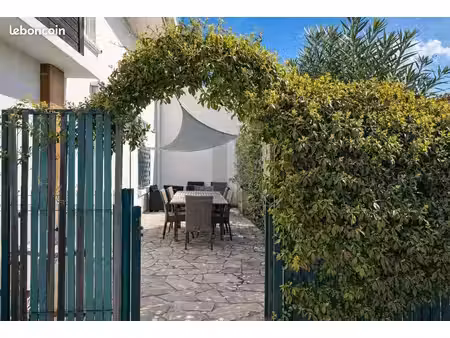 bel appartement t2 49m2