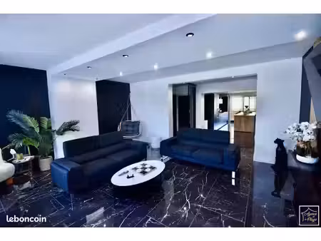 appartement 4 pièces 124 m²