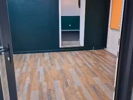 local commercial