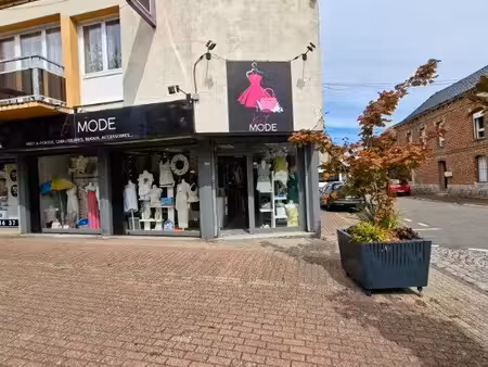 local commercial centre ville