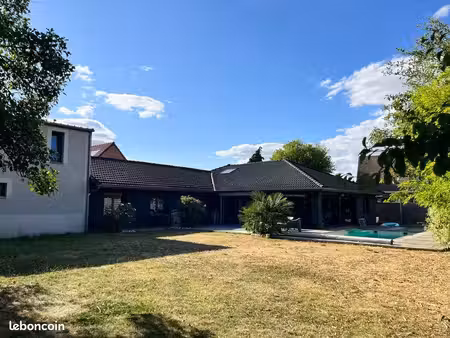 superbe maison familiale avec piscine