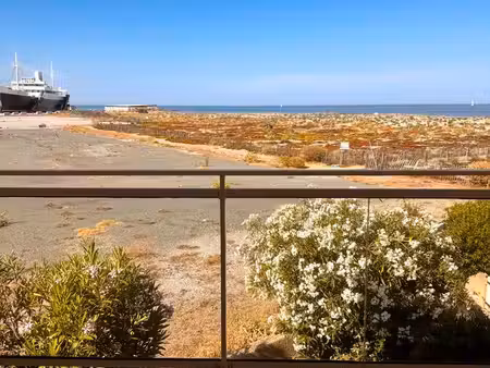 maison vue mer accès direct plage piscine