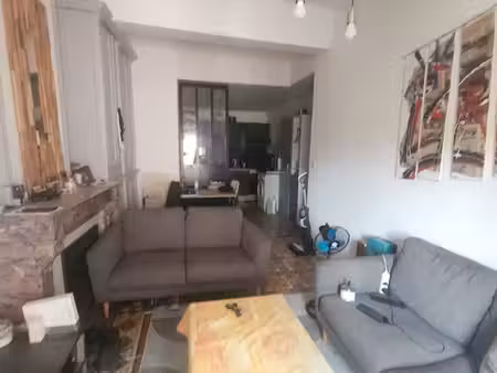 maison de maître divisé en 3 appartements