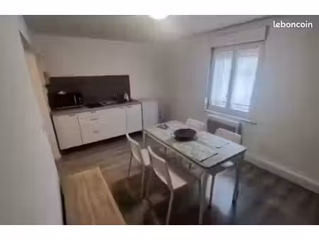 logement f2 rénové et meublé