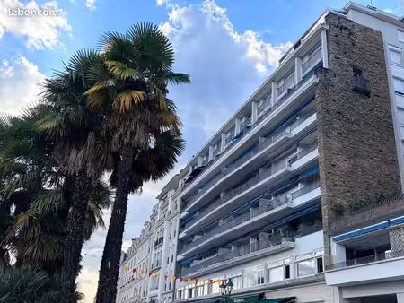 t3 standing boulevard des pyrénées avec terrasse et garage