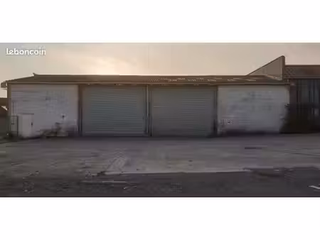 hangar entrepôt 350m2