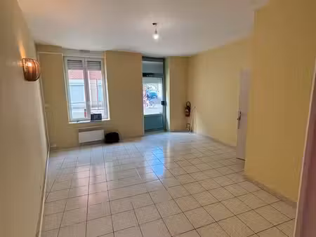 local commercial 42m² – axe béthune/arras – 15 000 véhicules/jour
