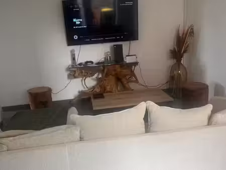 loue logement t3 avec grande terrasse