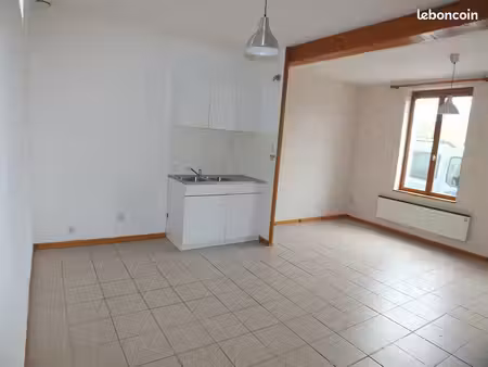 maison 1 chambre au calme centre village