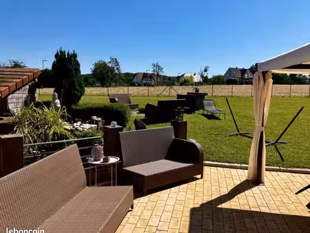 maison familiale et contemporaine au calme
