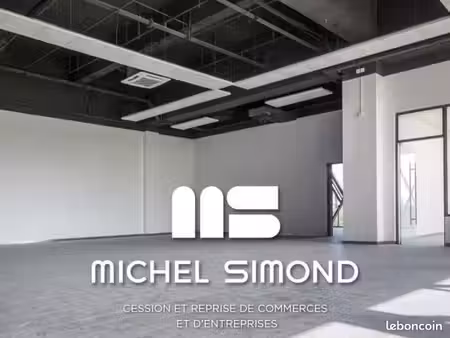 local commercial 228 m²