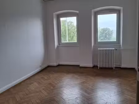 loue 4 pièces lumineux 116 m2