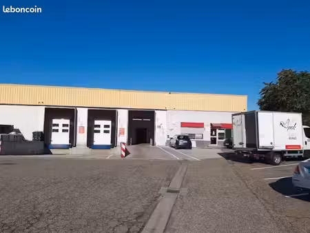 grand entrepôt frigorifique
