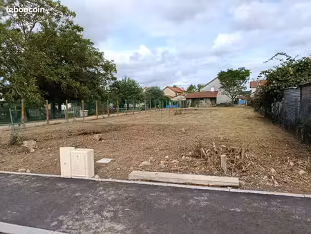 séméac – terrain constructible 901 m² – 89 000