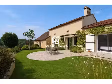 maison de campagne rénovée  piscine