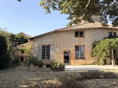 maison de charme  8 pièces  235m2 -pommiers-