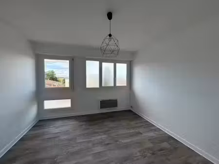 location appartement 1 pièce 35 m² à aire-sur-l'adour (40800)  340 €