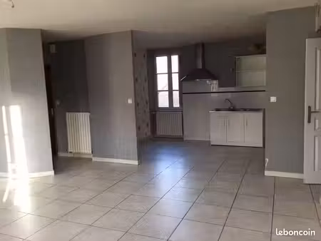 a louer appartement f4 centre ville  80 m2