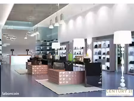 local commercial 180 m²