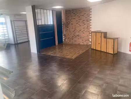 local commercial