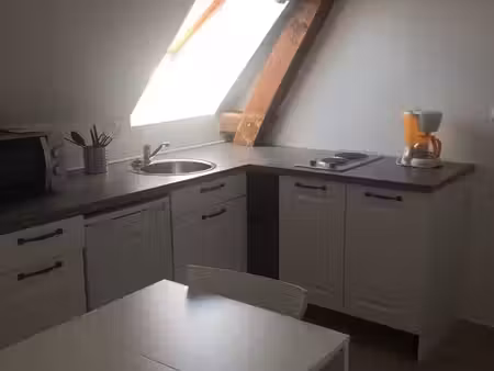 appartement meublé - t2 - 24m2 - 1er étage