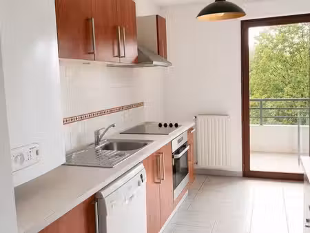 appartement de 68m2 + garage à talloires