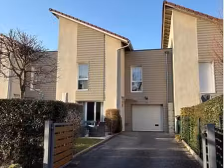 maison 121 m2 avec garage