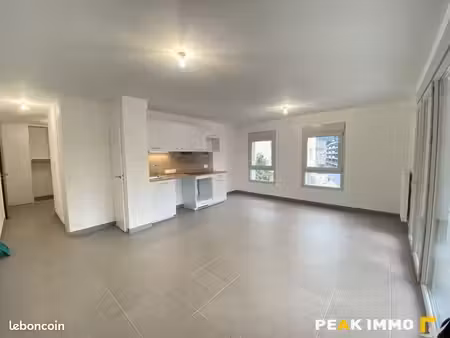 appartement 3 pièces 66 m²