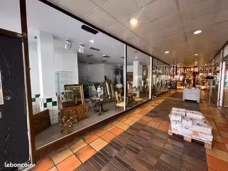local commercial 65 m²