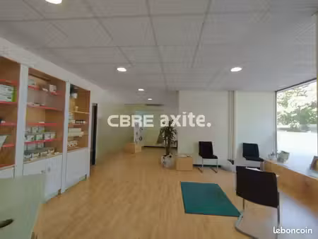 local commercial 240 m² annemasse