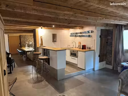 bureau à louer à l’année – coworking - centre de thônes
