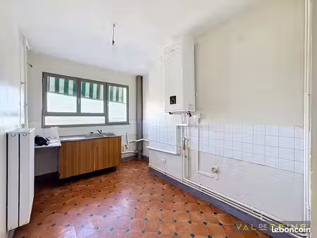 appartement 4 pièces 90 m²