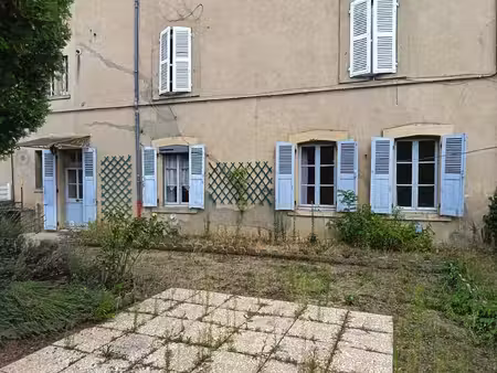 appartement 91 m² de plain-pied a renover
