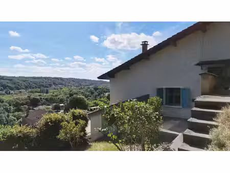 en exclusivité – maison de ville à ambérieu-en-bugey