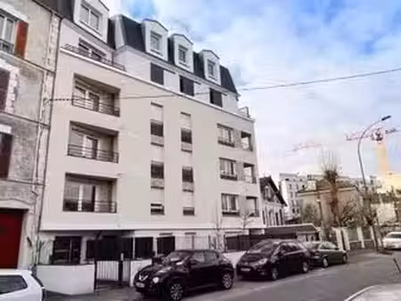 location parking à rosny-sous-bois (93110)  75 €