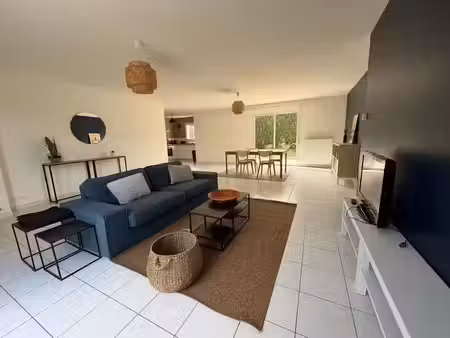 location maison 4 pièces 94.41 m² à saint-andre-des-eaux (44117)  1 265 €