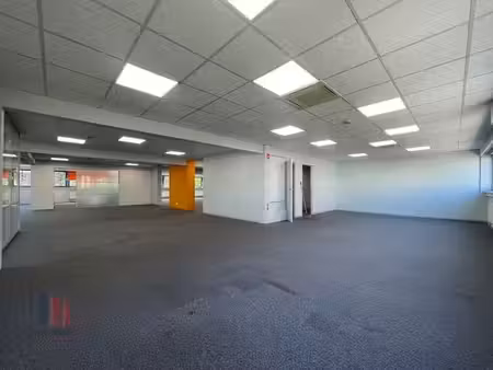 400m² dans un emplacement de premier choix.