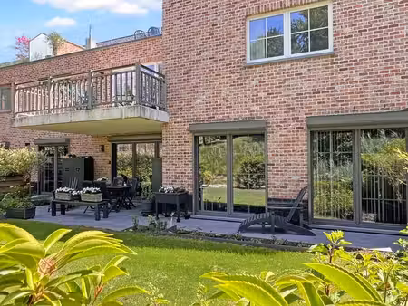 gistoux centre  un rez-de-jardin avec vue dégagée !