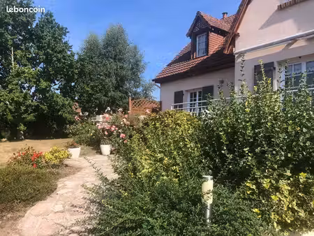 maison à saint aubin le cauf
